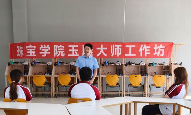 9b44298681dc99bdd8fe3ab674b609f